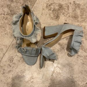 Charles David denim heels size 8